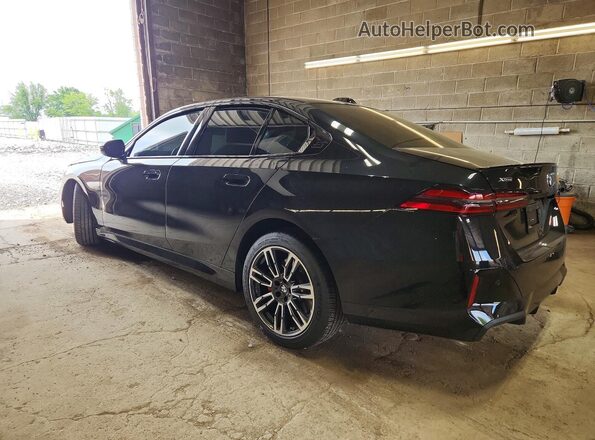 WBA63FJ03RCR97118 2024 BMW 5 SERIES Black უკანა მარცხენა