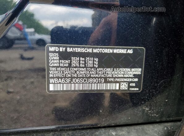 WBA63FJ06SCU89019 2025 BMW 5 SERIES Black Շարժիչի բաժամունքի տեսք