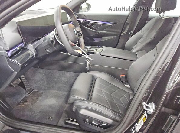 WBA63FJ06VCY13073 2027 BMW 5 SERIES Black Սալոնի դիմացի տեսք