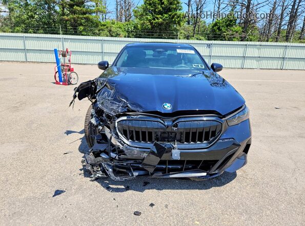 WBA63FJ07RCR61996 2024 BMW 5 SERIES Blue Դիմացի տեսք