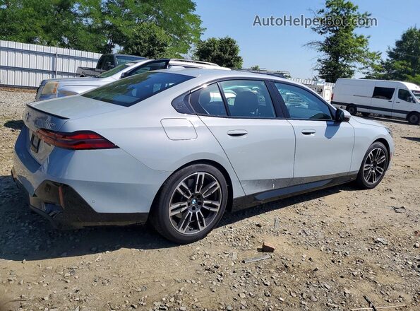 WBA63FJ0XSCU07759 2025 BMW 5 SERIES Gray Rear right