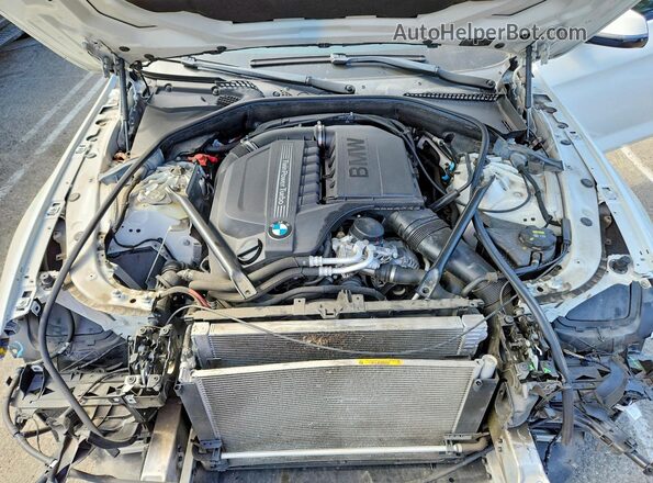 WBA6D0C56GG432726 2016 BMW 6 SERIES White Widok wnętrza z tyłu