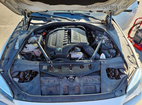 WBA6D2C58GGT65946 2016 BMW 6 SERIES White Widok wnętrza z tyłu