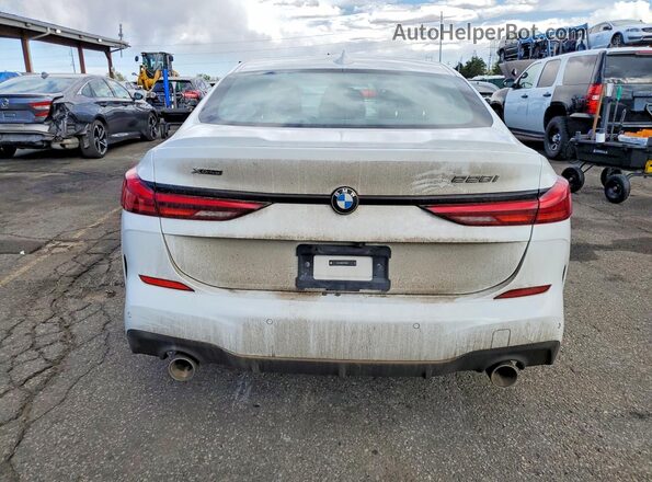 WBA73AK06R7R62944 2024 BMW 2 SERIES White უკანა ხედი