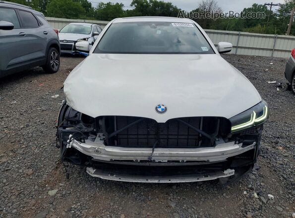 WBA73BJ00NWX49432 2022 BMW 5 SERIES White Vista frontal