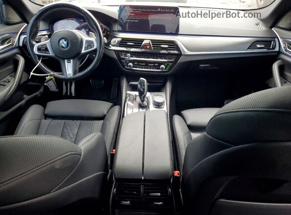 WBA73BJ00NWX49432 2022 BMW 5 SERIES White Vista del salpicadero