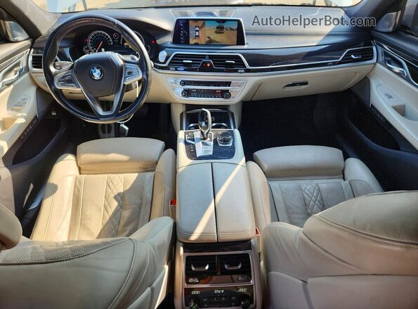 WBA7B0C33HG527139 2017 BMW 7 SERIES White Вид панелі приладів