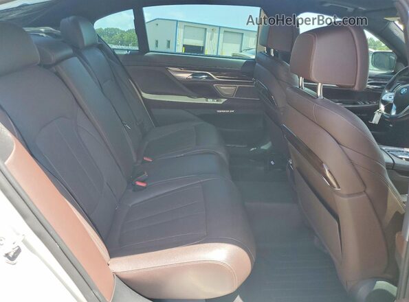 WBA7E2C51GG547599 2016 BMW 7 SERIES White Vista interior trasera