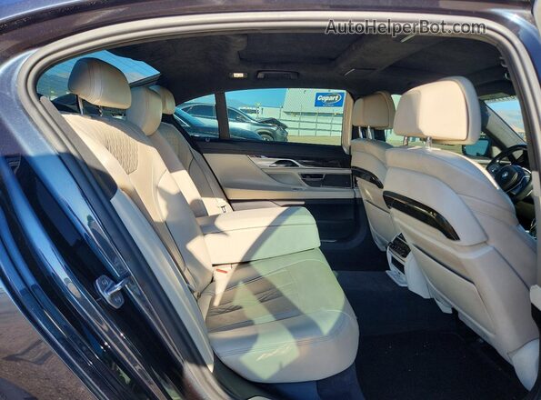 WBA7F0C30HGM22224 2017 BMW 7 SERIES Blue უკანა სავარძლების ხედი