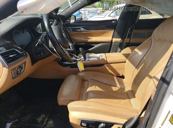 WBA7F0C59GGL99171 2016 BMW 7 SERIES White Вид салону спереду
