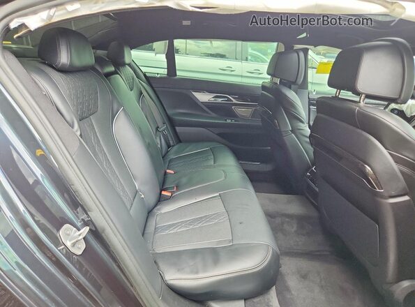 WBA7F0C59JGM22648 2018 BMW 7 SERIES Blue Vista de los asientos traseros