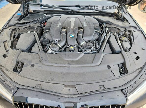 WBA7F0C5XHGM21065 2017 BMW OTHER Черный Вид задней части салона