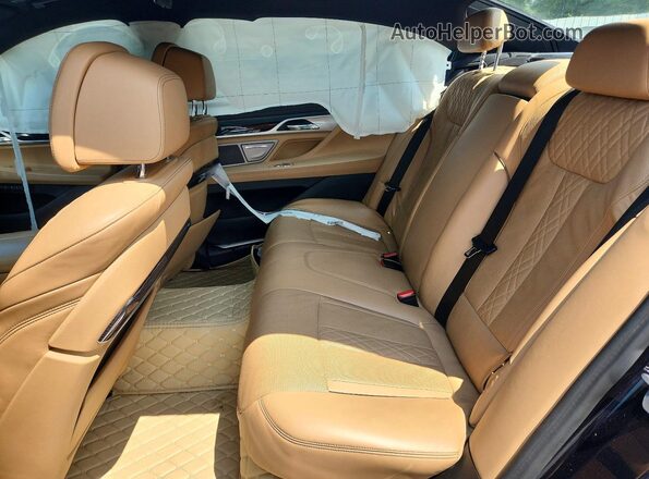 WBA7F2C51HG422553 2017 BMW 7 SERIES Blue Հետևի նստատեղերի տեսք