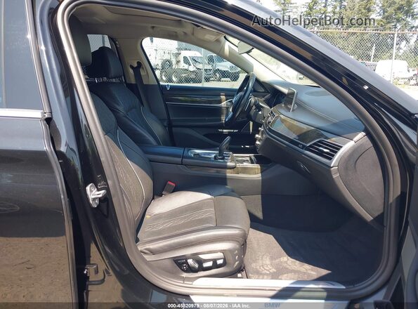 WBA7F2C51JG424633 2018 BMW ALPINA Black Vista interior delantera