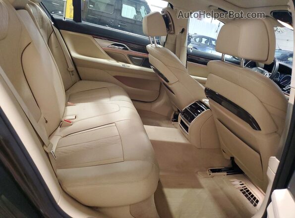 WBA7F2C56GG416875 2016 BMW 7 SERIES Brown Вид задніх сидінь