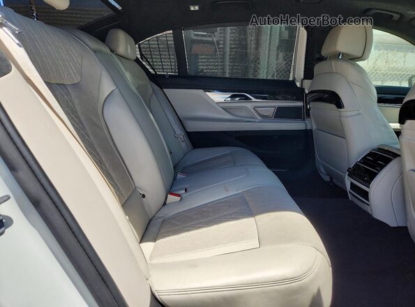 WBA7F2C57GG417114 2016 BMW 7 SERIES White Вид задніх сидінь