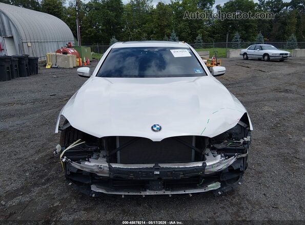 WBA7F2C57JG424877 2018 BMW ALPINA White Widok wnętrza z tyłu