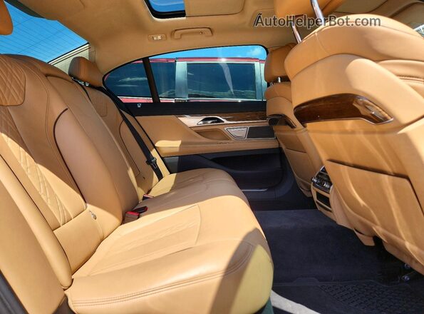 WBA7F2C59HG422087 2017 BMW 7 SERIES Blue უკანა სავარძლების ხედი