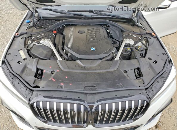 WBA7T2C07MCE61486 2021 BMW 7 SERIES White Widok wnętrza z tyłu