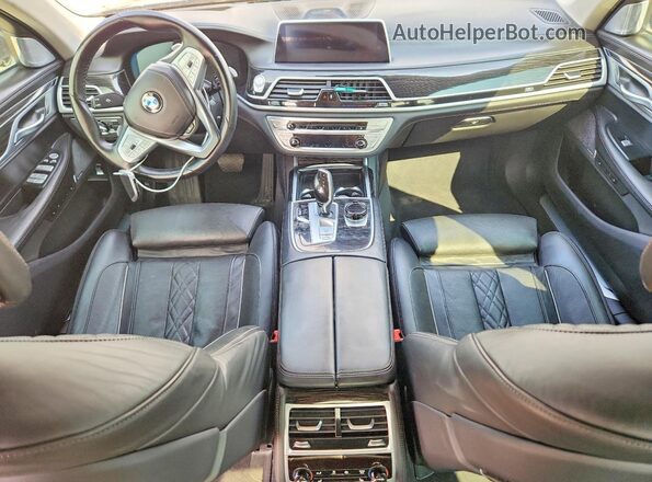 WBA7U2C02LGM26985 2020 BMW 7 SERIES Gray Vista del salpicadero