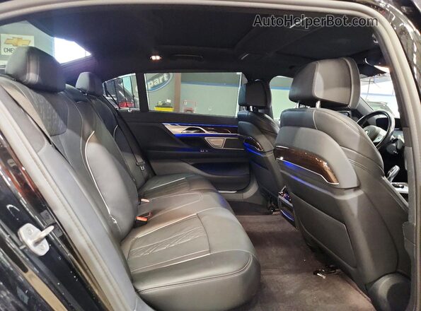 WBA7U2C07MCF68499 2021 BMW 7 SERIES Black უკანა სავარძლების ხედი