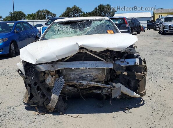WBA83AP01NCL00591 2022 BMW M4 White Դիմացի տեսք