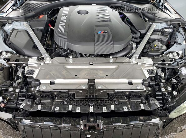WBA83DA03VCY25498 2027 BMW M4 Gray Vista interior trasera