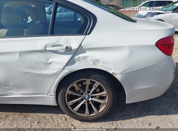 WBA8A3C52JA499692 2018 BMW 3 SERIES White Front view