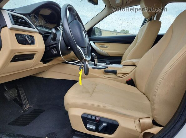 WBA8A3C53JA487132 2018 BMW 3 SERIES White Vista interior delantera
