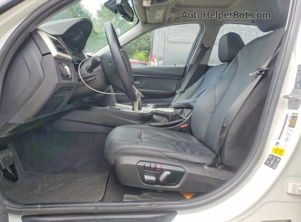WBA8A3C54JA358767 2018 BMW 3 SERIES White წინა სალონის ხედი