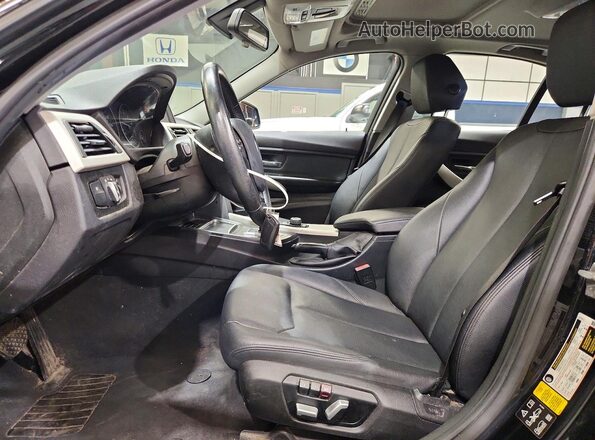 WBA8A3C55HK691192 2017 BMW 3 SERIES Black Widok wnętrza z przodu