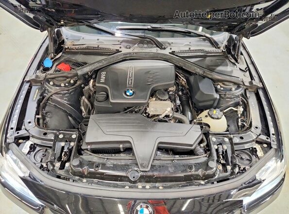 WBA8A3C55HK691192 2017 BMW 3 SERIES Black Widok wnętrza z tyłu