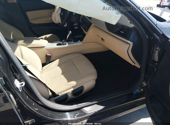 WBA8A3C56JA357779 2018 BMW 3 SERIES Black Widok wnętrza z przodu