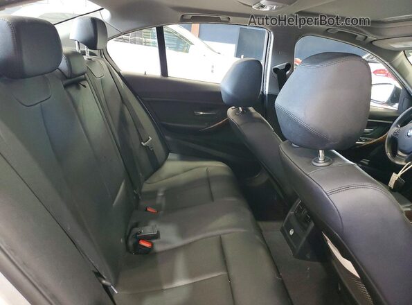 WBA8A3C58GK551748 2016 BMW 3 SERIES Silver უკანა სავარძლების ხედი
