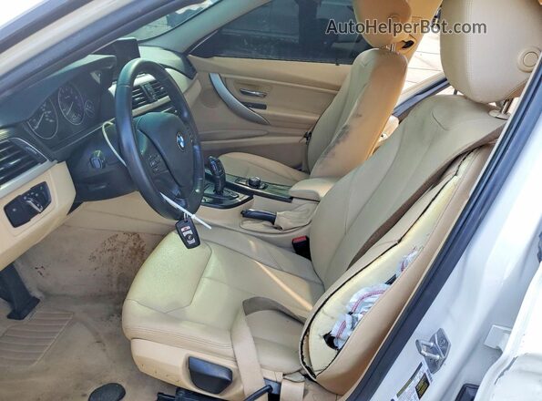 WBA8A9C50GK617468 2016 BMW 3 SERIES White Front interior view