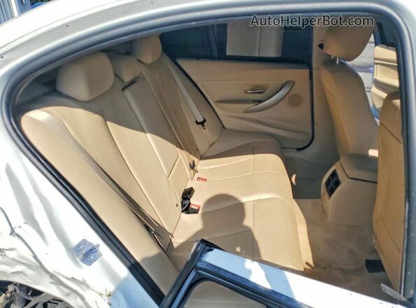 WBA8A9C50GK617468 2016 BMW 3 SERIES White Rear seats view