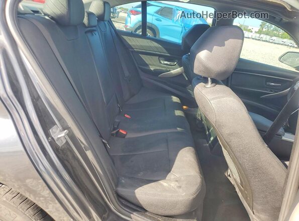WBA8A9C59JAD28007 2018 BMW 3 SERIES Gray Widok tylnych siedzeń