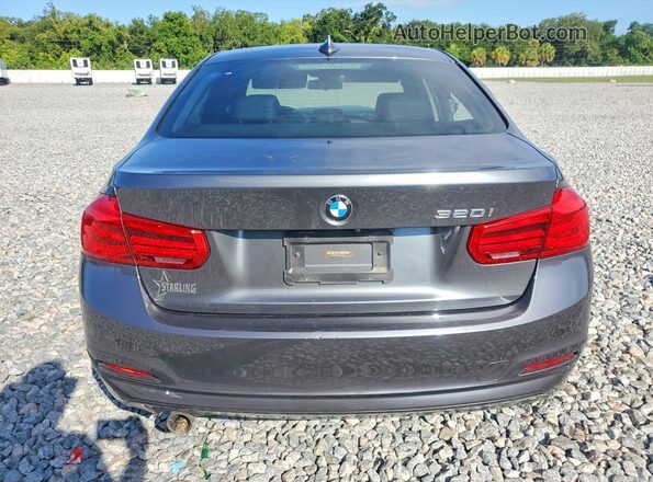 WBA8A9C59JAD28007 2018 BMW 3 SERIES Gray Widok z tyłu