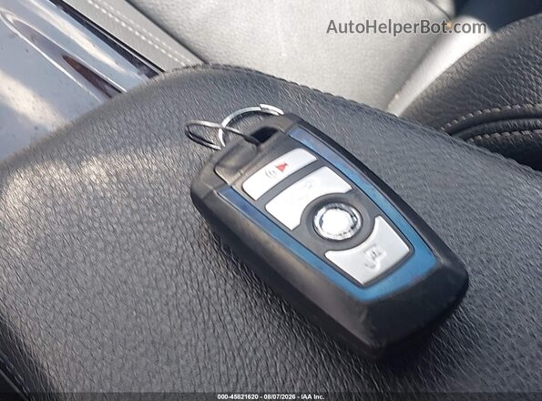 WBA8B3G52JNU36821 2018 BMW 3 SERIES Gray Widok deski rozdzielczej