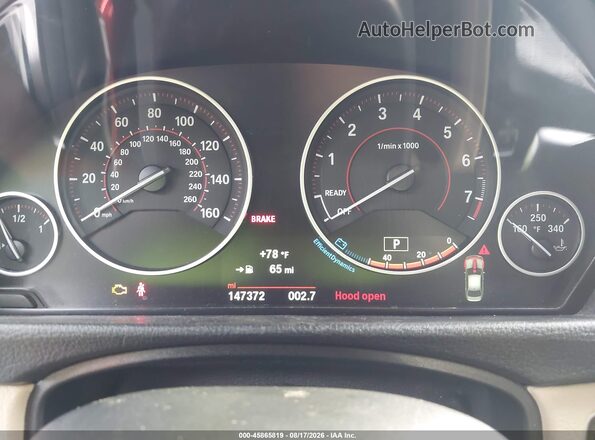 WBA8B7G54HNU37454 2017 BMW 3 SERIES White Vista de los asientos traseros