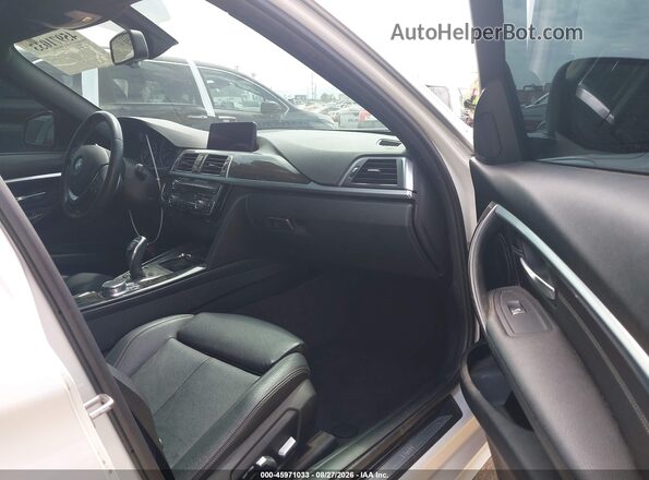 WBA8B9C36HK886023 2017 BMW 3 SERIES White Вид салону спереду