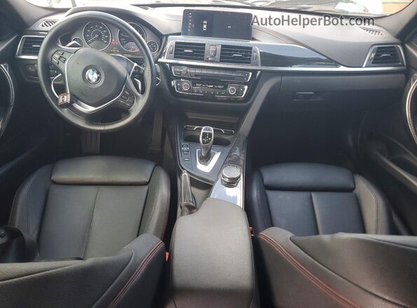 WBA8B9C51JEE80823 2018 BMW 3 SERIES White Вид панелі приладів