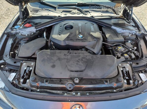 WBA8B9C54JEE81531 2018 BMW 3 SERIES Gray Rear interior view