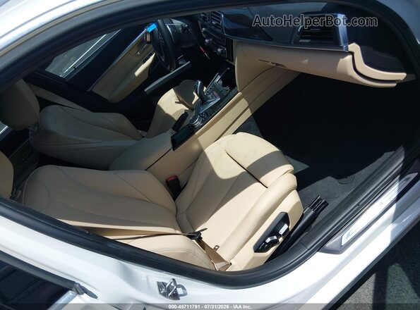 WBA8B9G39HNU52767 2017 BMW 3 SERIES White Front interior view
