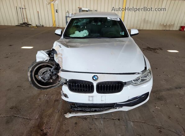 WBA8B9G52JNU98173 2018 BMW 3 SERIES White Widok tylnych siedzeń