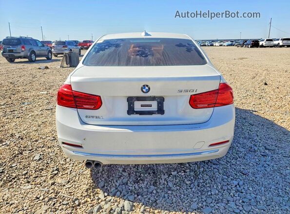 WBA8B9G58JNU57983 2018 BMW 3 SERIES White Rear view