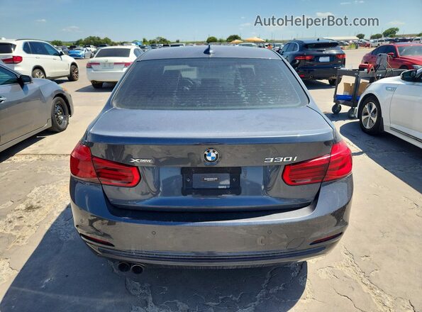 WBA8D9C30HA011715 2017 BMW 3 SERIES Gray Vista trasera
