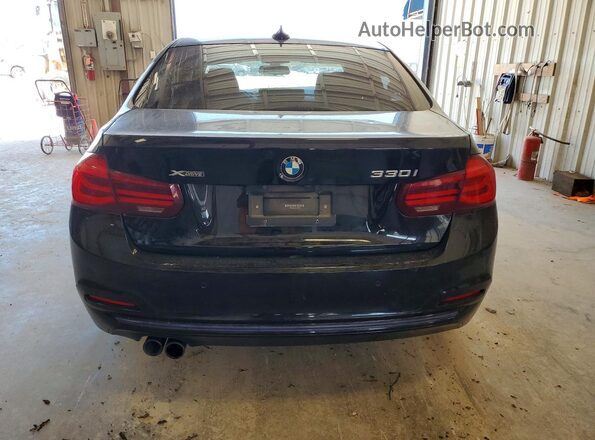 WBA8D9C50JEM32849 2018 BMW 3 SERIES Black Widok z tyłu