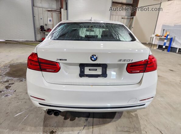 WBA8D9C51JA616575 2018 BMW 3 SERIES White Widok z tyłu