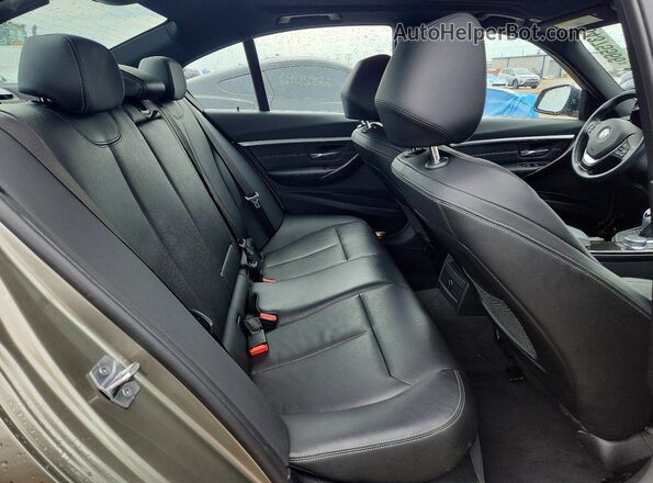 WBA8D9C52JEB35472 2018 BMW 3 SERIES Silver უკანა სავარძლების ხედი